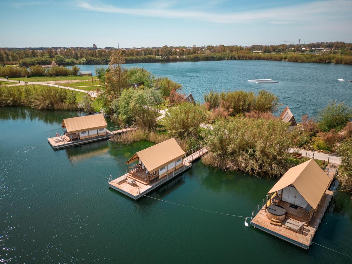 Nabi Resort Glamping & Spa Castel Volturno Luaran gambar